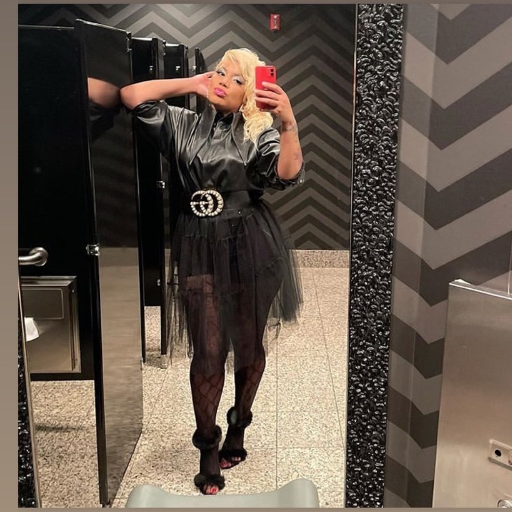 Meet your Posher, Deeply D